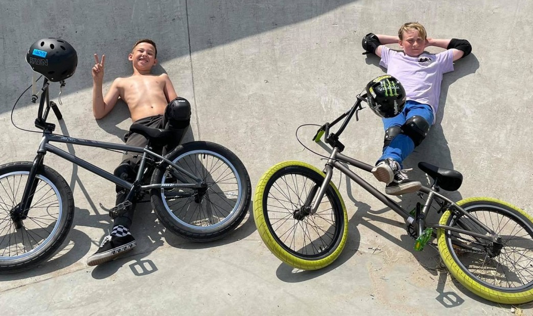 Kolonie z nauką jazdy na BMX