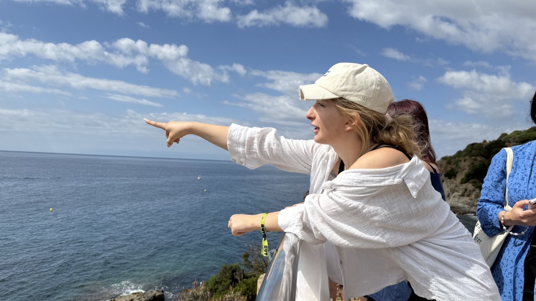 młodzież na imprezie