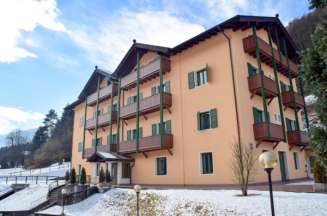 zima Hotel Casa Terre Comuni-Madonna di Campiglio-Włochy-zima