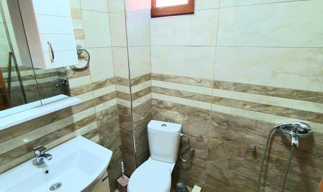 Łazienka w pensjonacie kajic w Czarnogórze