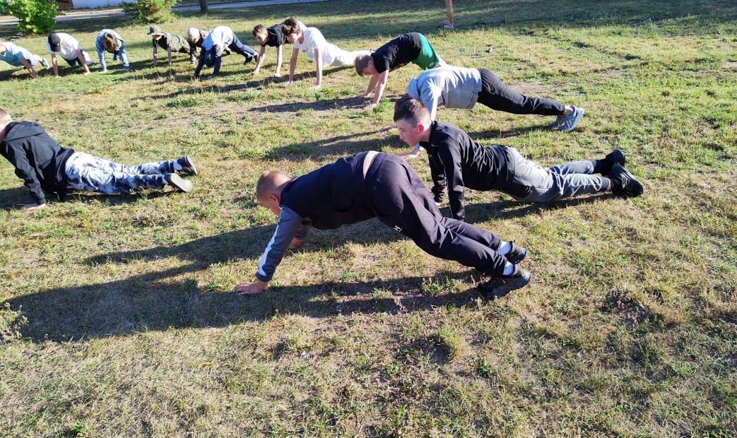 Dzieci trening na obozie adrenalina w Pieckach