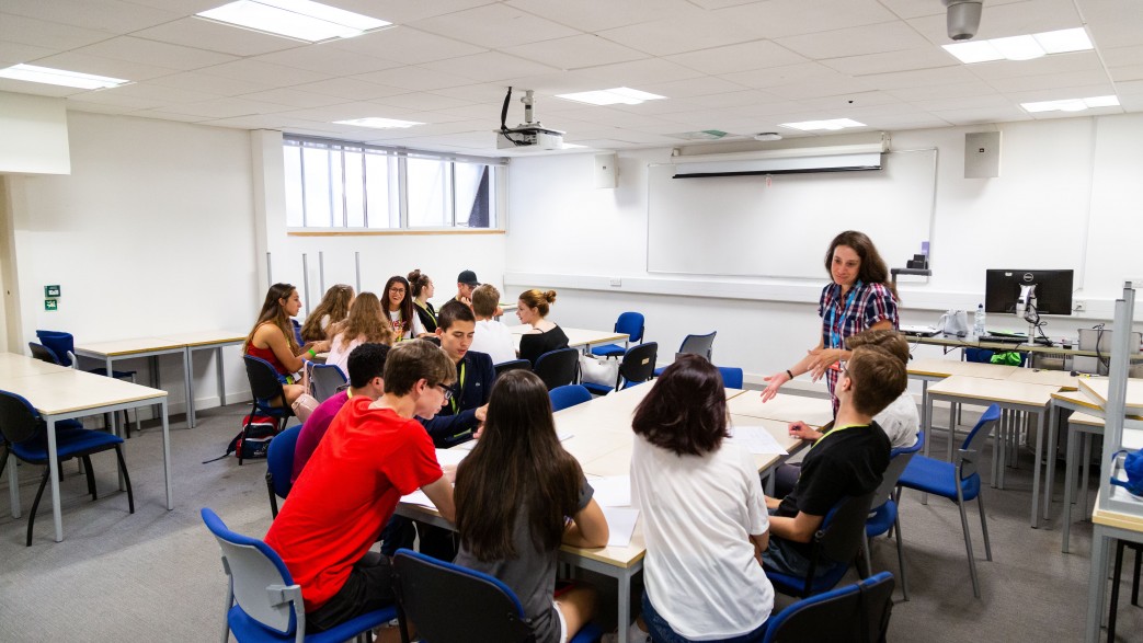 młodzież zima obóz językowy w Londynie