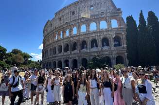 Rimini-Crown obóz Chill out Zone ze zwiedzaniem Rzymu, Wenecji, San Marino samolot 2026