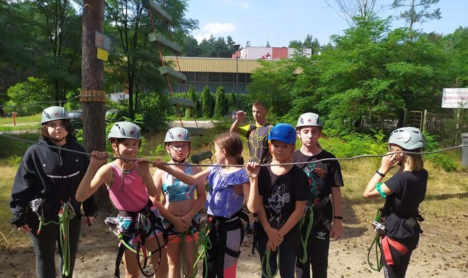 dzieci na koloni aktywnej w Rogowcu