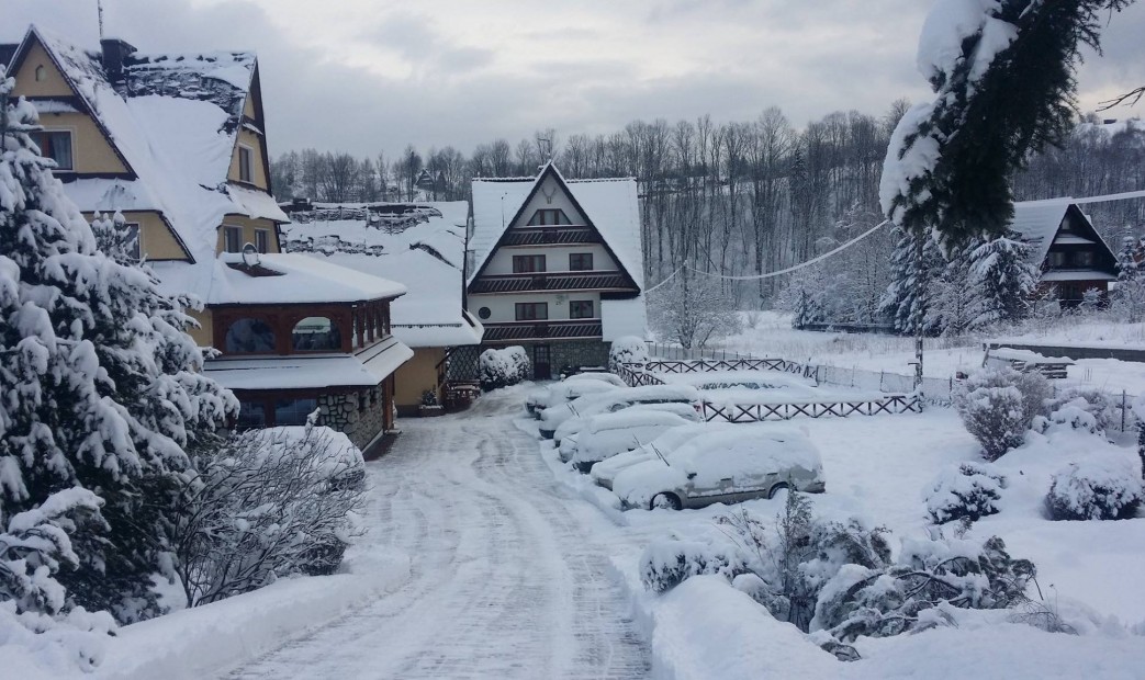 Zakwaterowanie w Wiili Siklawa podcza zimowika w Zakoapnem