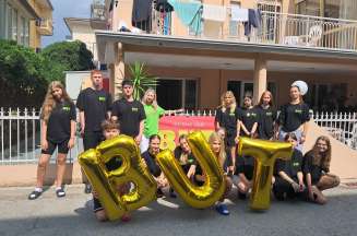 Rimin-Asso Chill out obóz  lato samolot 2026